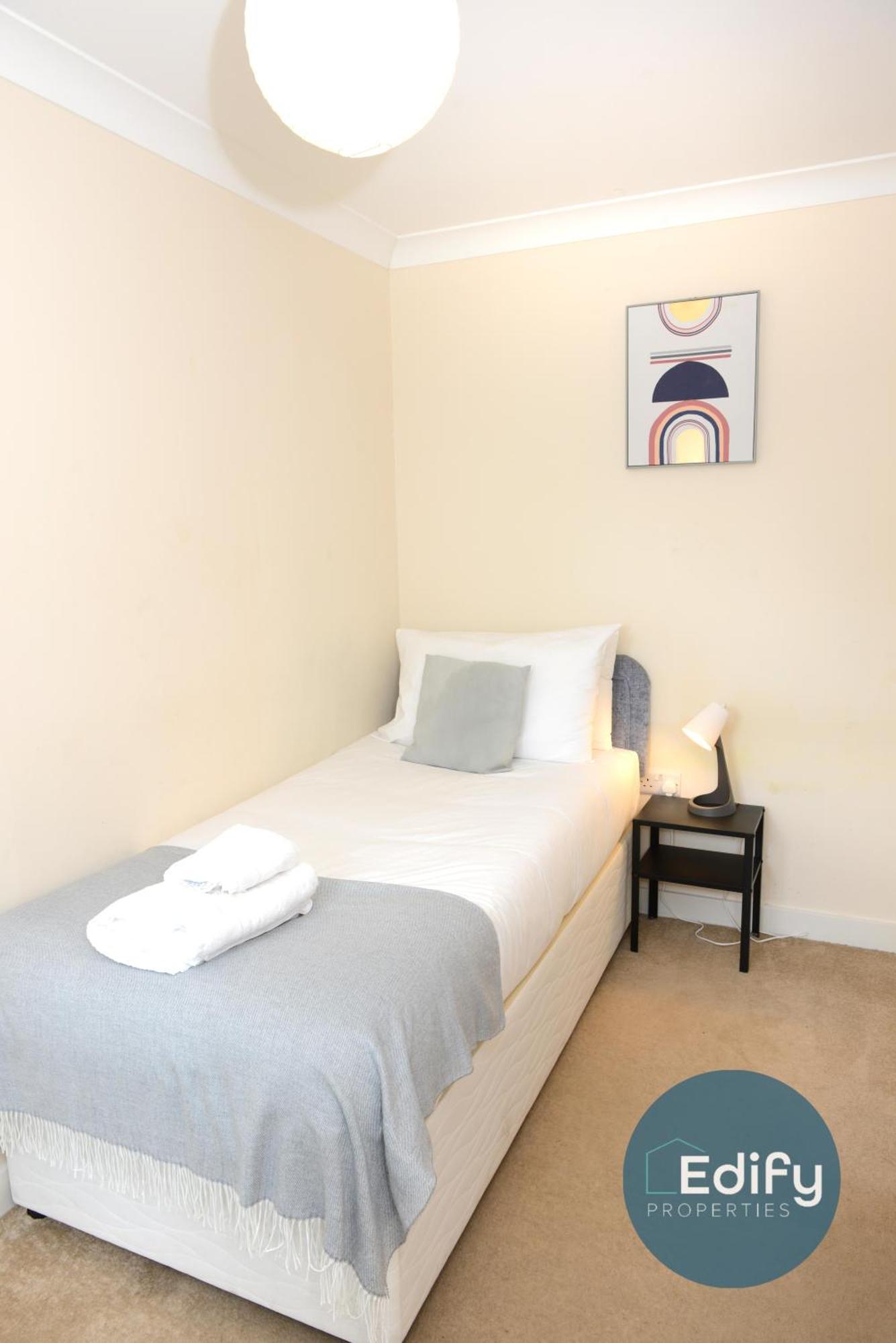 City Centre Townhouse, Sleeps 8, Free Parking Southampton Exteriér fotografie